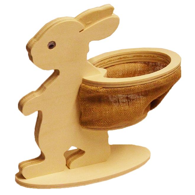 Osterhase mit Korb 